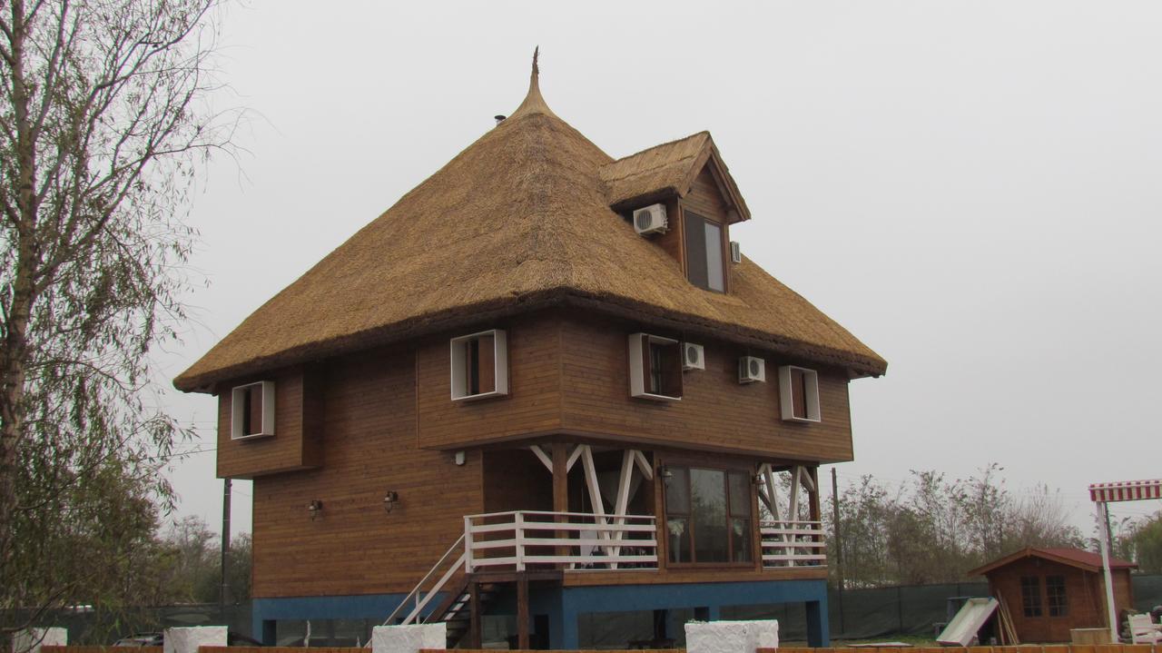 Old Fane'S Lodge Marasu 外观 照片