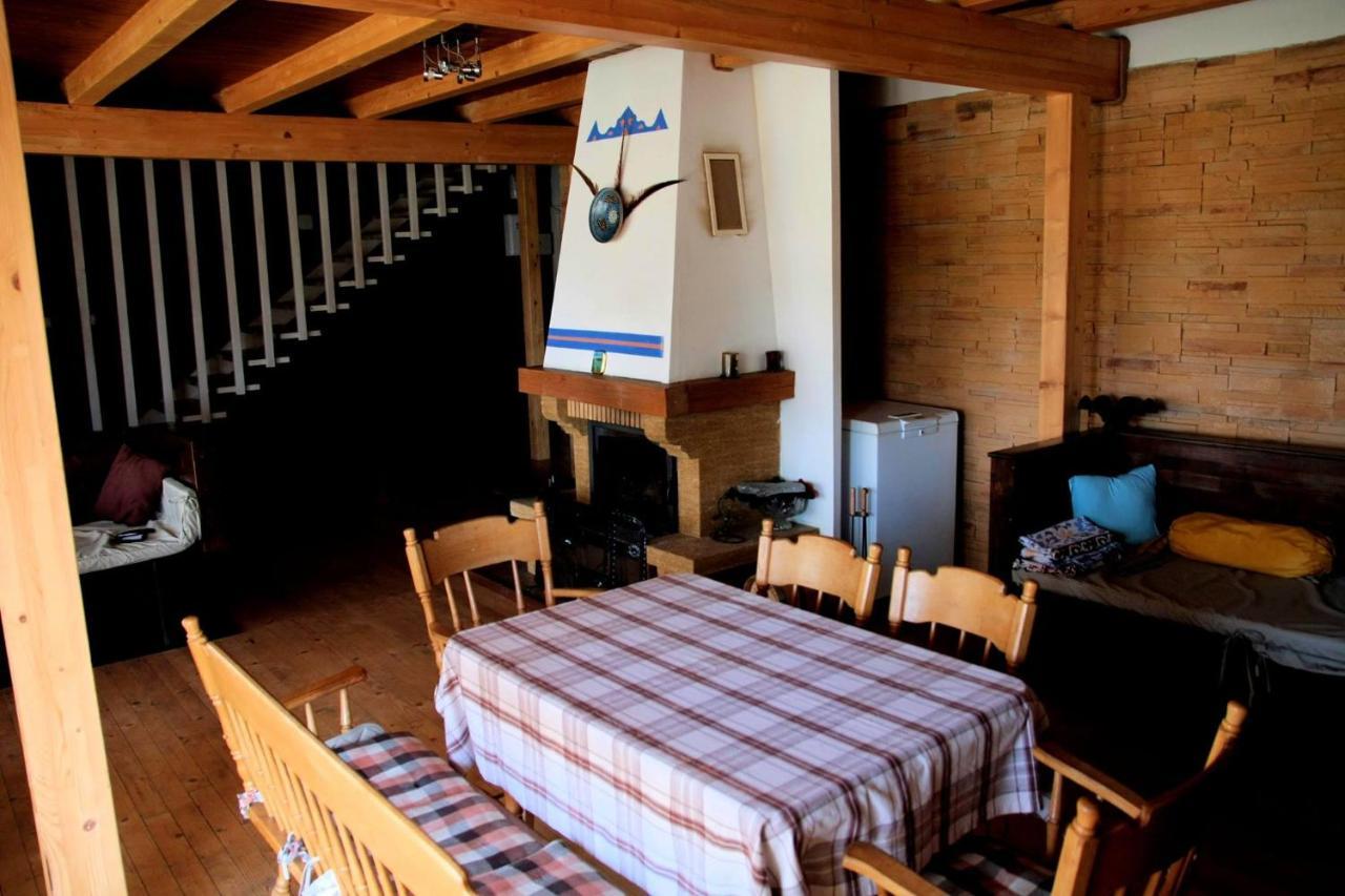 Old Fane'S Lodge Marasu 外观 照片