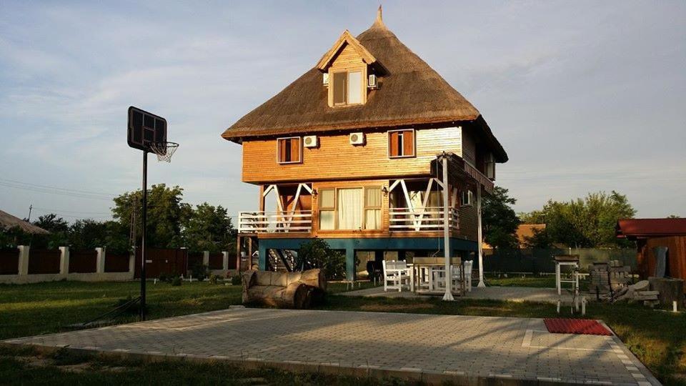 Old Fane'S Lodge Marasu 外观 照片