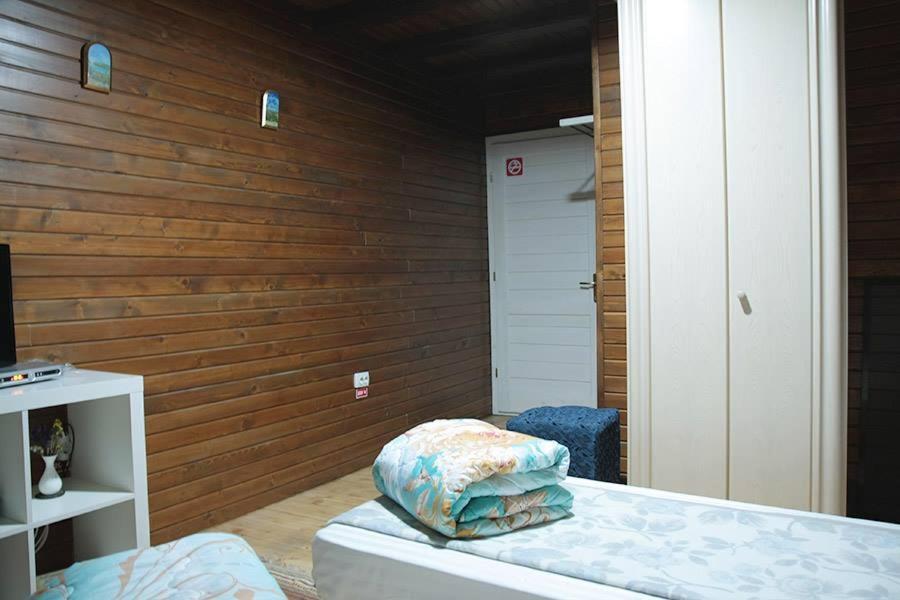 Old Fane'S Lodge Marasu 外观 照片